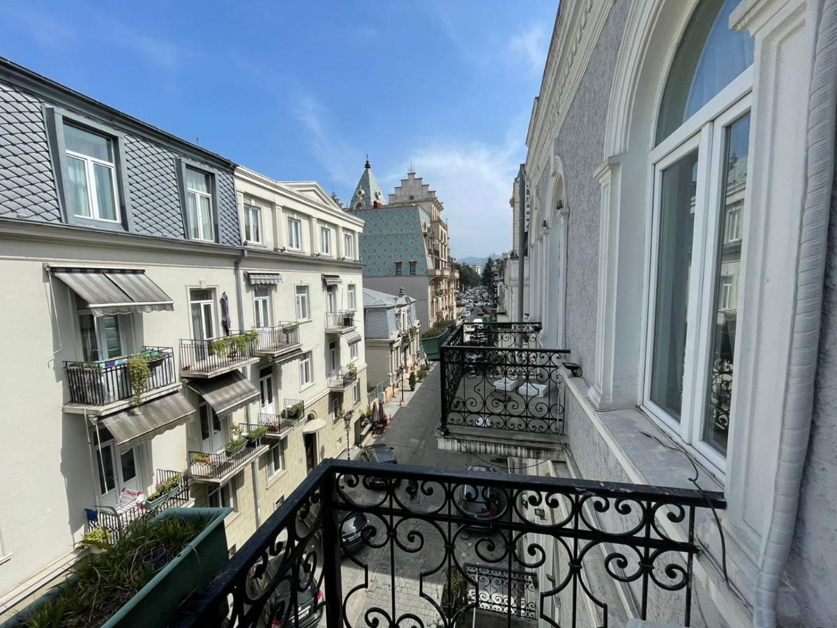 Центр Города Батуми Apartment Rustaveli 13 Zewnętrze zdjęcie