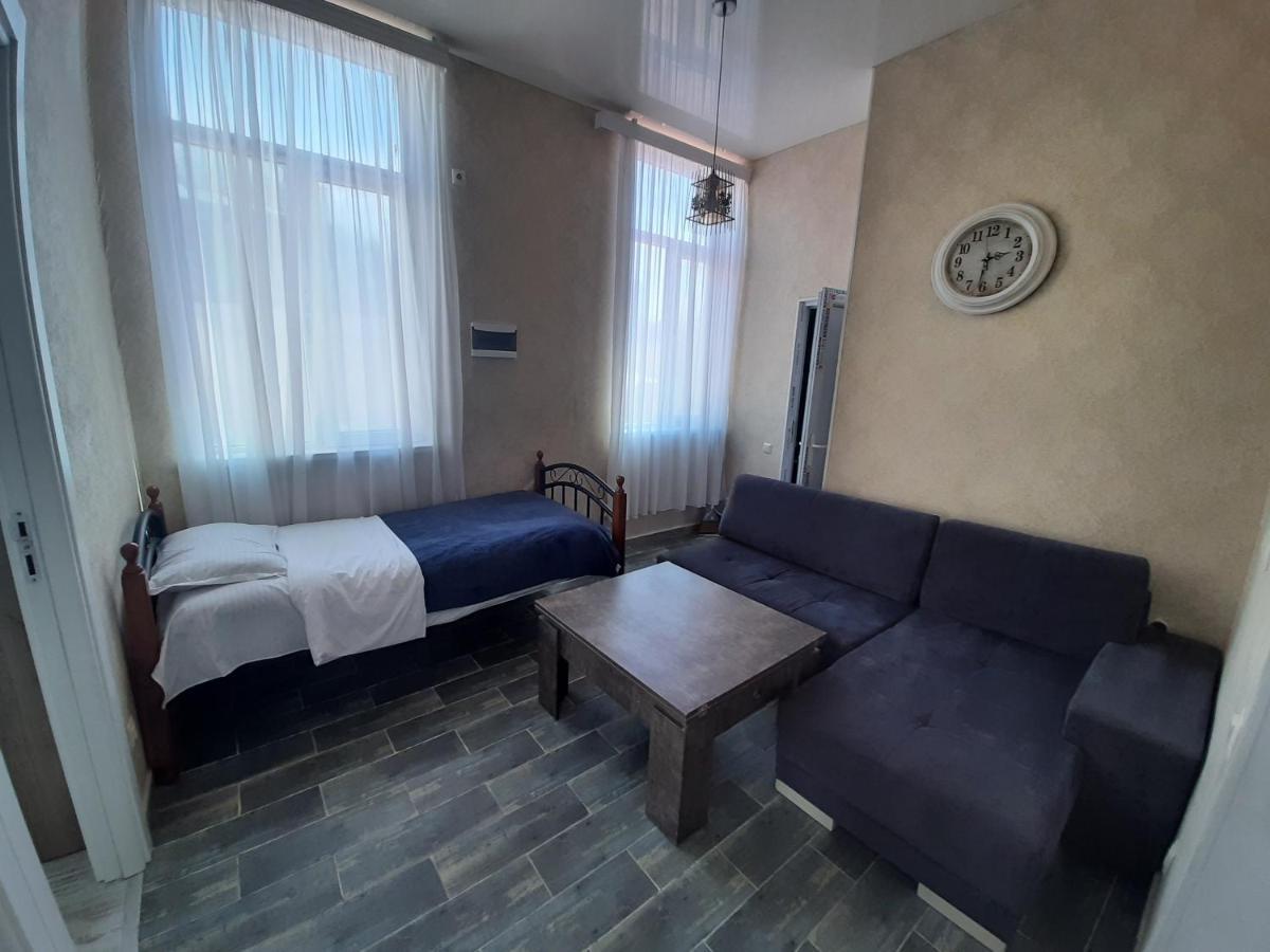 Центр Города Батуми Apartment Rustaveli 13 Zewnętrze zdjęcie